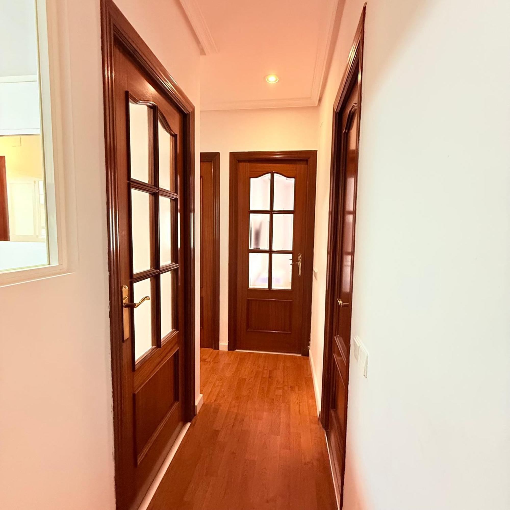 Travel Habitat Mestalla Valência Exterior foto