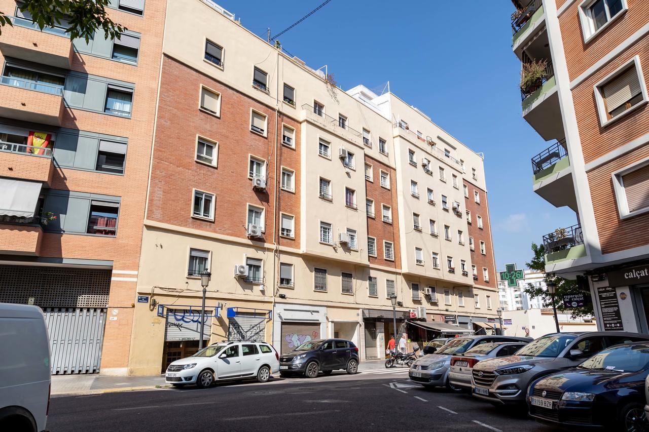 Travel Habitat Mestalla Valência Exterior foto